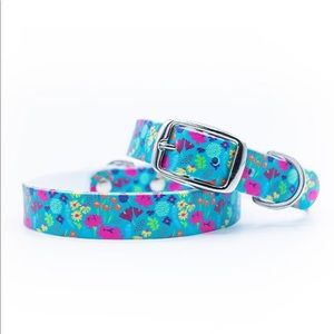 C4 Wildflowers Waterproof Anti-Odor Hypoallergenic Dog Collar Medium NEW